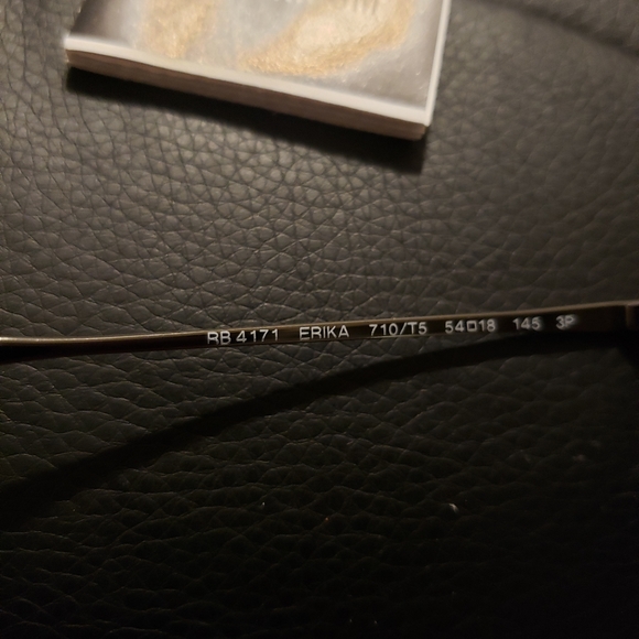 Sunglasses - Picture 3 of 4